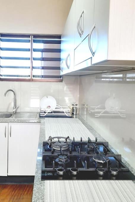 Waterfront Sunset Apartment Nadi Zewnętrze zdjęcie